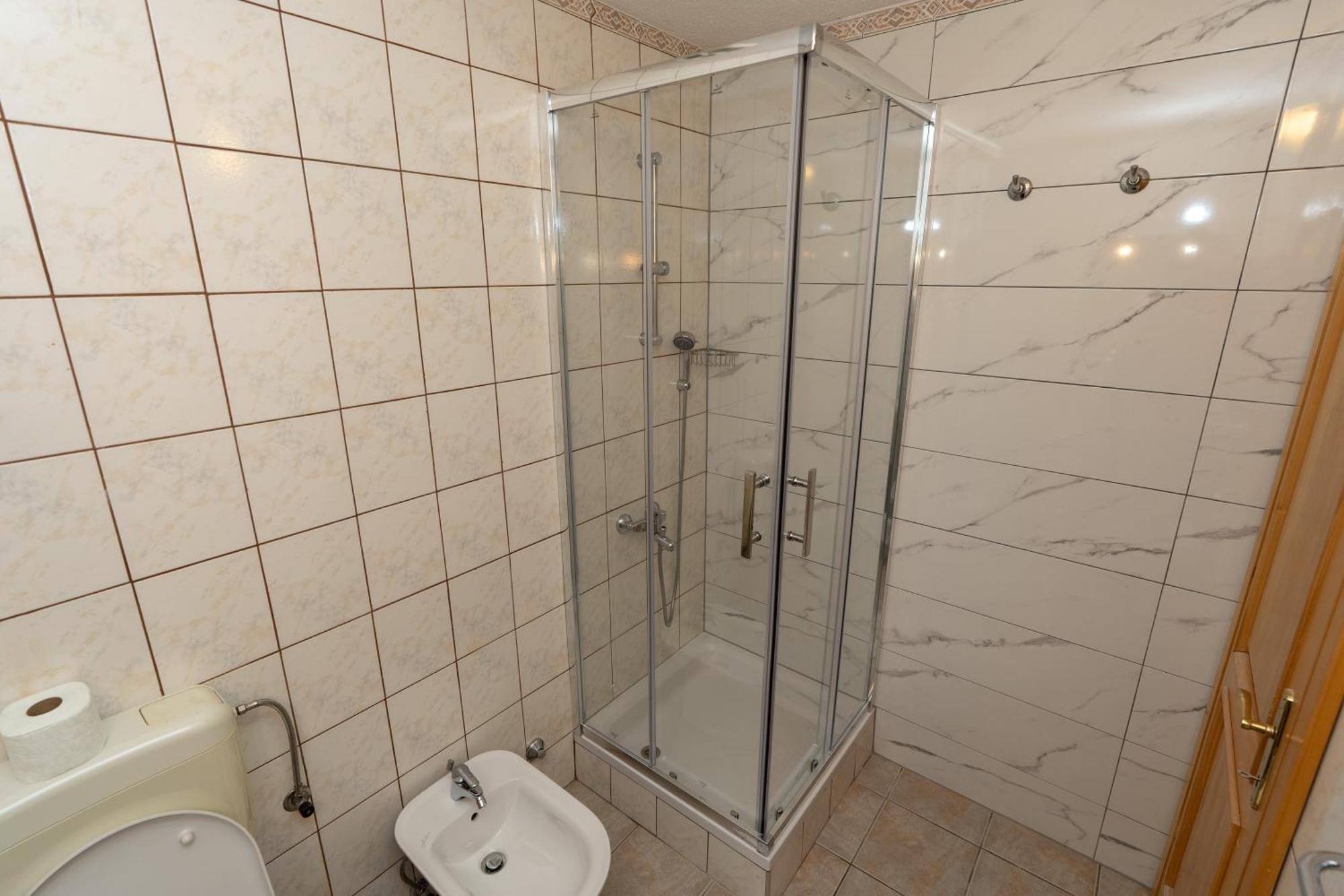 Apartman Miramare Otočac Екстериор снимка