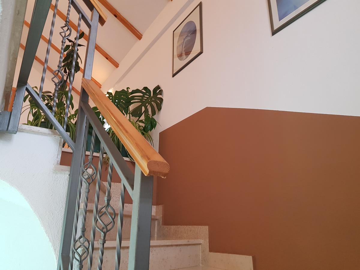 Apartman Miramare Otočac Екстериор снимка
