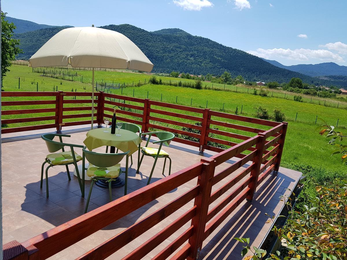 Apartman Miramare Otočac Екстериор снимка